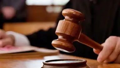 ब्रिटेन के सबसे बड़े तलाक केस में जज ने सुनाया फैसला, बेटा मां को देगा 740 करोड़ रुपए की रकम, जानें पूरा मामला
