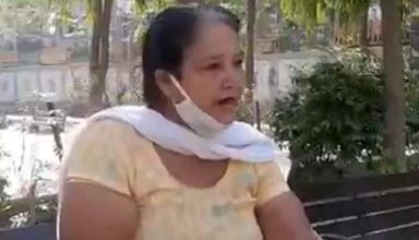 ‘दारू वाली आंटी’ का नया VIDEO आया सामने, बोली- केजरीवाल जी ठेके खोलो, फिर दारू अंदर, कोरोना बाहर
