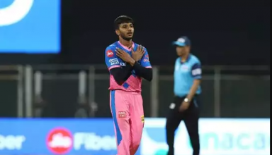 पिता चलाते थे टेम्पो, भाई ने कर लिया सुसाईड, ऐसी दर्दनाक कहानी है क्रिकेटर चेतन सकारिया की, पढ़े पूरी कहानी
