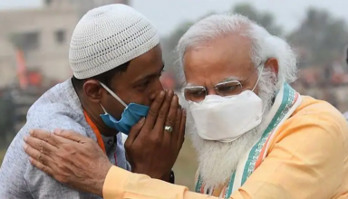 PM मोदी के साथ तस्वीर खिंचाने वाला शख्स ओवैसी पर भड़का, कहा ओवैसी की वजह से दिखाना पड़ रहा कागज