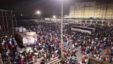 तालाबंदी का खौफ : एक बार फिर सड़कों पर उमड़ पड़ा प्रवासी मजदूरों का जन सैलाब, दिल्ली से महाराष्ट्र तक…