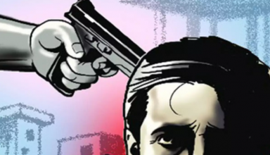 लूटरों ने कनपटी पर पिस्तौल सटा बैंक से लूट लिए 45 लाख रुपये, इलाके में सनसनी