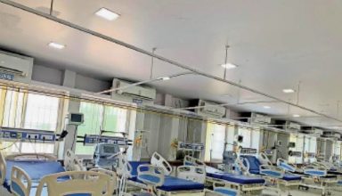 भगवान या शैतान! कोरोना मरीजों से ICU में बेड के नाम पर डॉक्टर ने लिए तीन लाख रुपये, मामला दर्ज