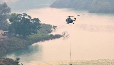 उत्तराखंड के जंगलों में आग का ताण्डव, आज पहुंचे एयरफोर्स के हेलीकाप्टर