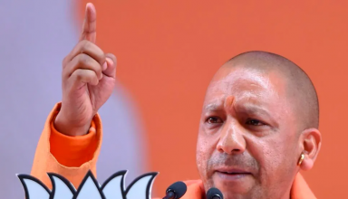 हुगली में CM योगी ने दहाड़ा, कहा बंगाल में एंटी रोमियो बनाएंगे, टीएमसी के मजनुओं को जेल में डालेंगे