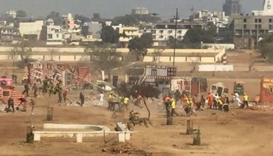 देश में जारी कोरोना संकट के बीच एक बार फिर असम में महसूस किये गये भूकप के झटके, सड़कों पर उतरे लोग