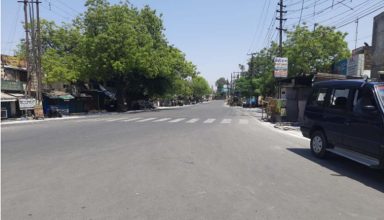 पश्चिम बंगाल के बाद यूपी में भी बढ़ सकता है लॉकडाउन, गांवों में बढ़ता संक्रमण बना मुसीबत