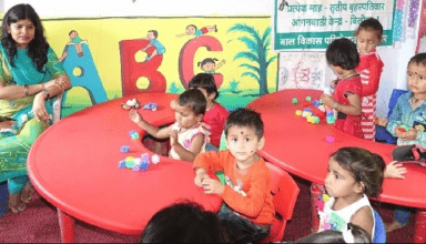 UP के आंगनबाड़ी केंद्रों में हो रही भर्ती, जानें- आवेदन की अंतिम तिथि और प्रक्रिया