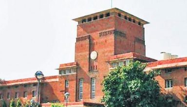 DU : शिक्षकों की पुनर्नियुक्ति न होने पर ऑनलाइन हल्ला बोल, विरोध किया प्रकट