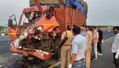 UP: आगरा-लखनऊ एक्सप्रेसवे पर भीषण सड़क हादसा, खड़ी बस में ट्रक ने मारी टक्कर, 5 की मौत, 3 घायल