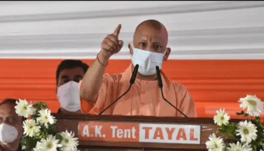 जब CM योगी ने भाषण के दौरान जनता से पूछा कि अपराधियों की ‘छाती’ पर बुल्डोवजर चलना चाहिए कि नहीं?, जानें क्या बोला लोगों ने
