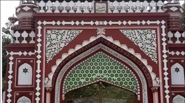 अलीगढ़ जिले में बने 100 साल पुराने ईदगाह को हटाया जायेगा, वजह है ये