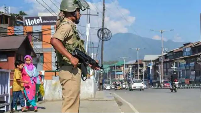 भारत में सांप्रदायिक तनाव फैलाने की कोशिश में आतंकी, कर सकते है मंदिरों पर हमला, हाई अलर्ट जारी