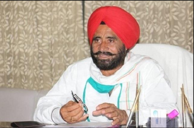 CM योगी के मंत्री की फिसली जुबान, 80 हजार करोड़ लोगों को राशन बांटने का कर दिया ऐलान