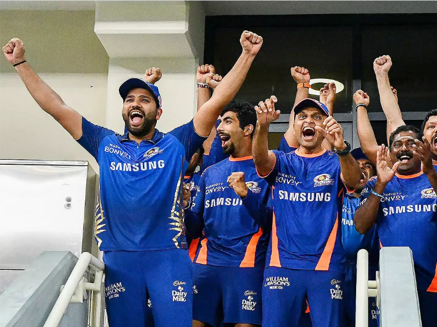 IPL 2021: टीम इंडिया का पूर्व तेज गेंदबाज जुड़ा डिफेंडिंग चैंपियंस MI के साथ, मिली ये नई जिम्मेदारी