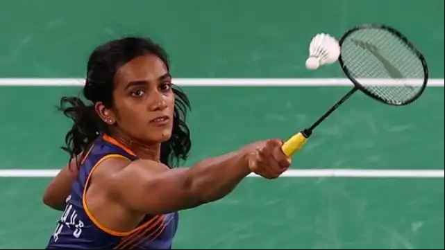 Tokyo Olympics में लगातार दूसरा मैच जीतकर नॉकआउट में पहुंची पीवी सिंधू, जगी पदक की आस