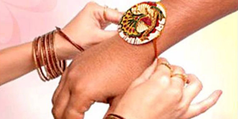 जिस शख्स की कलाई पर महिला ने बांधी राखी, उसी ने जबरन किया निकाह, सामने आया हैरान करने वाला मामला