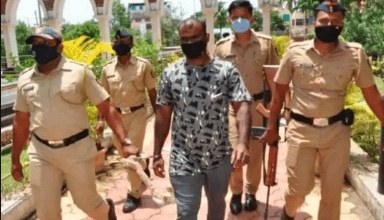 बेटे ने मां को 62 बार चाकू से गोदा- दिल गुर्दा आंत निकाल उसपर नमक छिड़कर खाया, कहानी सुन जज के भी छूटे पसीने, कहा…