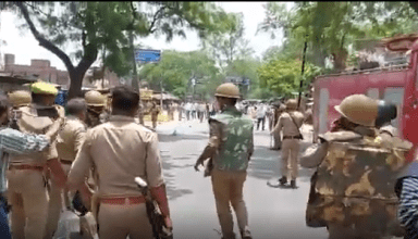 इटावा में मतदान के दौरान SP सिटी को जड़ा थप्पड़, जॉच के आदेश