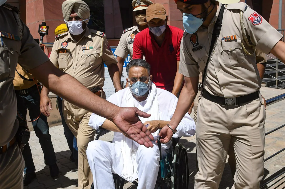 माफिया मुख्तार अंसारी की बढ़ती जा रही मुश्किलें, डिप्टी जेलर पर हमले के मामले में 11 अगस्त को तय होगा आरोप
