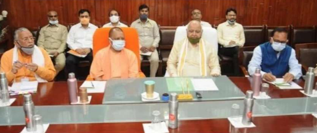 UP विधानसभा के मानसून सत्र से पहले बुलाई गई सर्वदलीय बैठक, CM योगी समेंत मौजूद रहे ये नेता