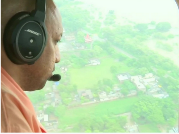 वाराणसी: CM योगी का बाढ़ प्रभावित इलाकों में दौरा, बाढ़ पीड़ितों से करेंगे बातचीत