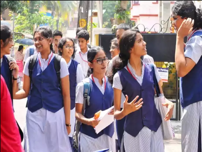 यूपी बोर्ड ने कक्षा 9वीं से 12वीं तक के लिए शैक्षणिक सत्र 2021-22 का एकेडमिक कैलेंडर किया जारी, जानें कब होगी प्रैक्टिकल और परिक्षा