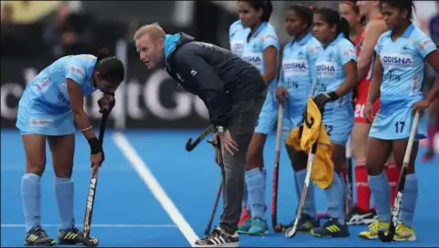 Tokyo Olympics : भारतीय महिला हॉकी टीम की ब्रॉन्ज में मिली हार के बाद कोच का बड़ा फैसला, सुनकर टूट जाएगा फैंस का दिल
