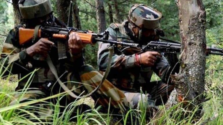 जम्मू-कश्मीर : सुरक्षाबलों और आतंकियों के बीच मुठभेड़ में दो आतंकी ढेर, गोला बारुद समेत कई चीजें बरामद