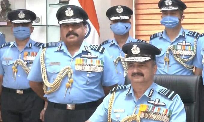 वीआर चौधरी बनें देश के 27वें वायुसेना प्रमुख, लेंगे आरकेएस भदौरिया की जगह; इन पदों पर दे चुके है सेवाएं