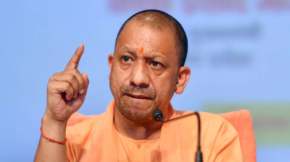 CM योगी ने थानों और तहसीलों से लंबित मामलों का मांगा हिसाब, लापरवाही करने वाले अफसर नपेंगे