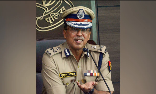 Cyber Crime Help Desk: यूपी पुलिस की सराहनीय पहल, साइबर अपराध पर लगाम लगाने के लिए हर थाने में Help Desk