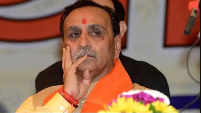 बड़ी खबर : गुजरात सीएम विजय रूपाणी ने दी अपने पद से इस्तीफा, कहा- ये भारतीय जनता पार्टी की परंपरा रही है…