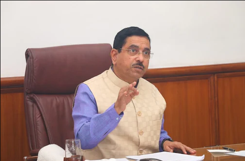 Assembly election 2022: प्रहलाद जोशी होंगे उत्तराखंड BJP के चुनाव प्रभारी, लॉकेट चटर्जी और आरपी सिंह को मिली ये जिम्मेदारी