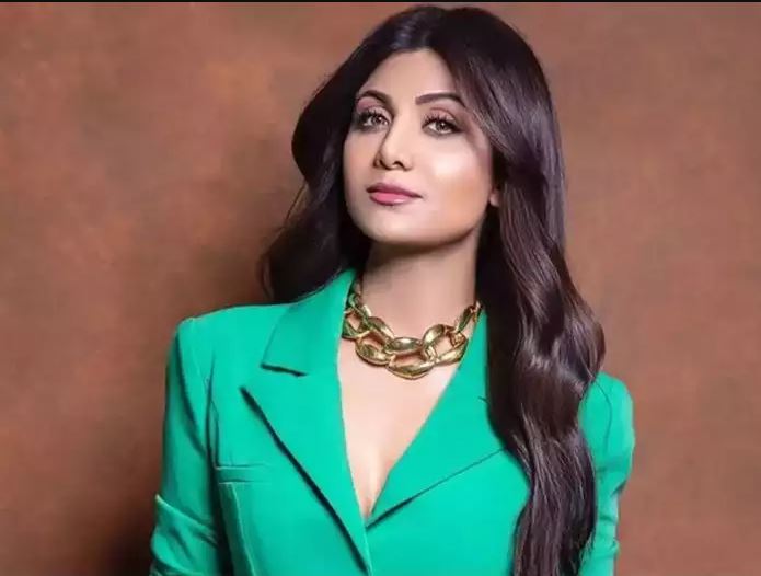 अपनी जिंदगी से जुड़े इस फैसले को लेने में कंफ्यूज हुई शिल्पा शेट्टी? सोशल मीडिया पर मांगी लोगों से राय
