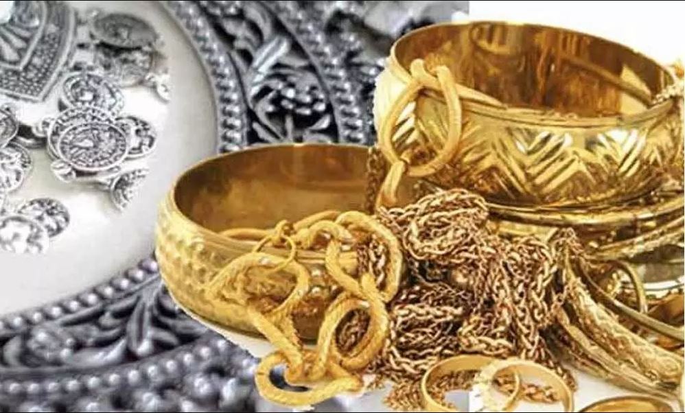 11 September 2021 Gold and Silver Price: सोने की कीमत में लगातार दूसरे दिन लगी आग, चांदी रहा स्थिर; जानिए क्या है आज की कीमत