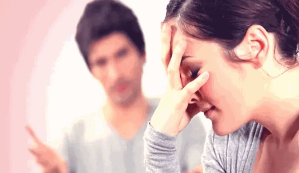 रिश्तों में कड़वाहट ला देती है ये पांच बातें, कमी के बाद भी हम नहीं स्वीकार कर पाते ये गलतियां