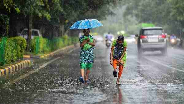 भारी बारिश को लेकर मौसम विभाग ने जारी किया अलर्ट, अगले 24 घंटों के लिए उत्तर प्रदेश के इन जिलों में रेड अलर्ट