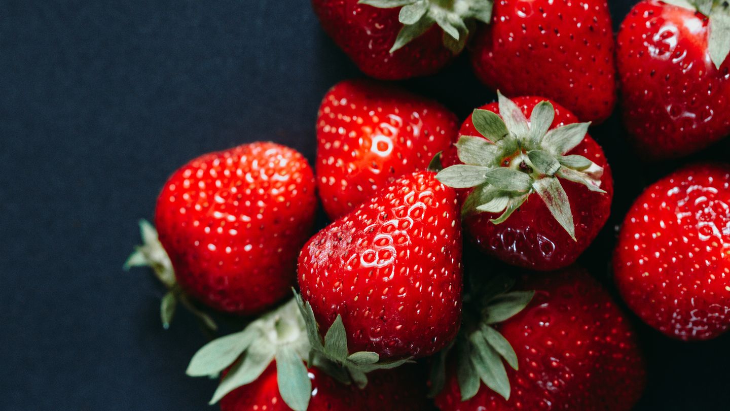 फल जो गंभीर विटामिन और खनिज की कमी को रोक सकते हैं