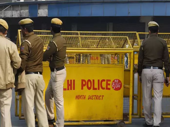 बड़ी खबर : दिल्ली में छिपकर ही दिल्ली दहलाने की साजिश में था पाकिस्तानी आतंकी, पुलिस ने किया गिरफ्तार; जानिए कहां छिपा था आतंकी