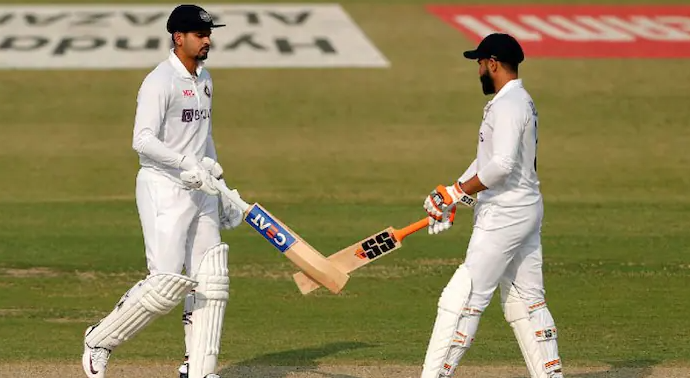 IND vs NZ : भारत ने पहले दिन बनाए 258/4 रन, डेब्यू मैच में अय्यर ने चमके, जडेजा-गिल भी जमाई फिफ्टी