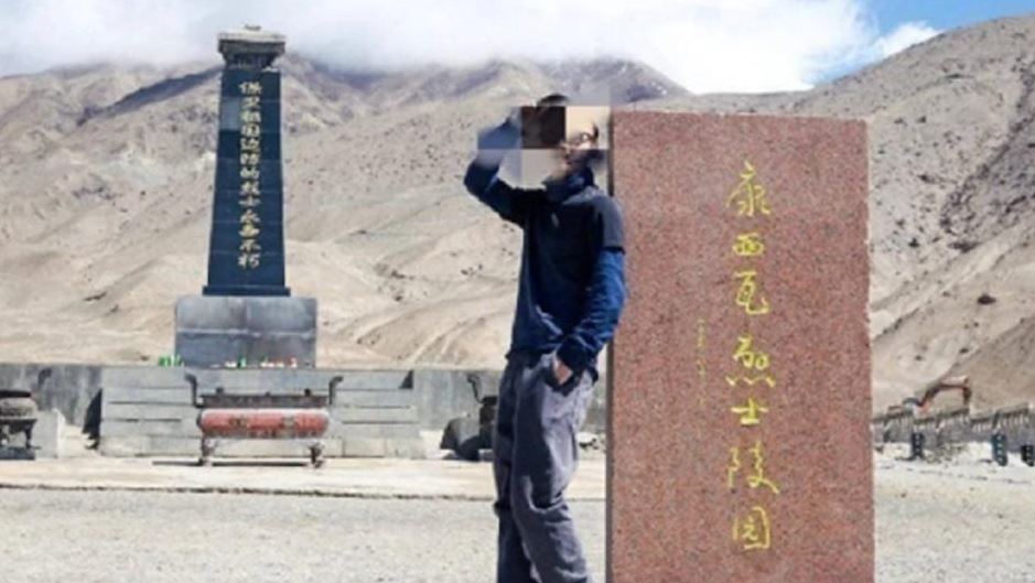 गलवान में मारे गए चीनी सैनिकों के स्मारक पर ट्रैवल ब्लॉगर ने खिंचवाई फोटो, 7 महीने की जेल…