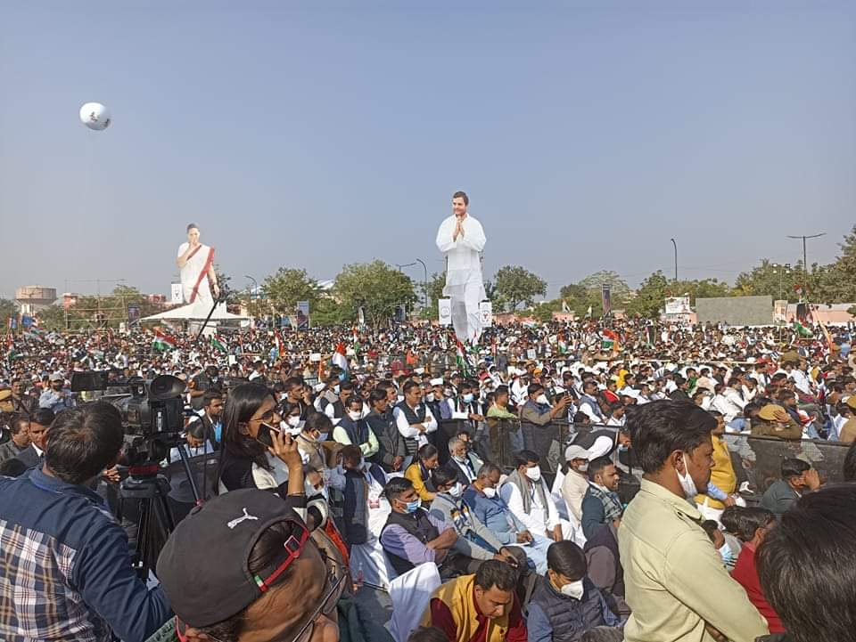 मंहगाई के खिलाफ़ कांग्रेस की महा रैली में कांग्रेस उपाध्यक्ष राहुल गांधी ने सरकार पर साधा निशाना