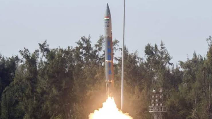 चीन और पाकिस्तान से तनाव के बीच भारत ने किया Pralay बैलिस्टिक मिसाइल का सफल परीक्षण, 500 किमी तक भेद सकती है टारगेट