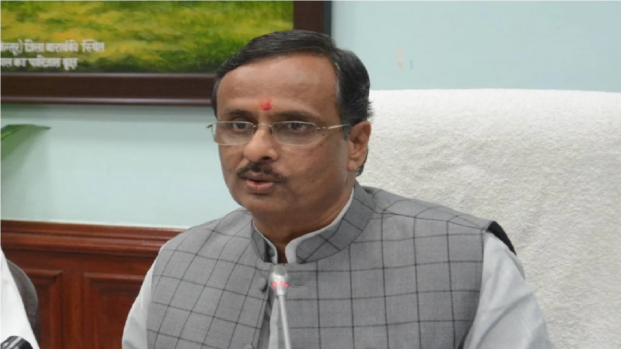 उपमुख्यमंत्री दिनेश शर्मा ने सपा पर साधा निशाना, कही ये बात, पढ़ें