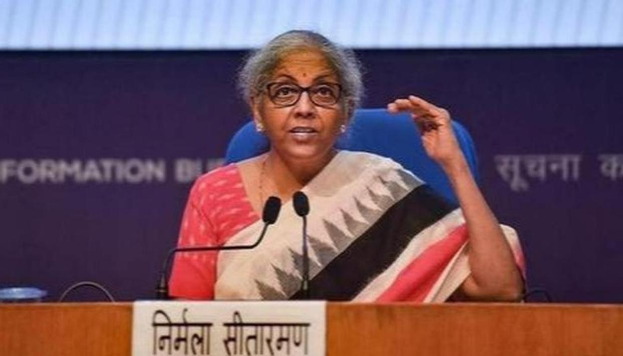 बजट को लेकर प्रधानमंत्री नरेंद्र मोदी और वित्त मंत्री निर्मला सीतारमण को स्मृति ईरानी ने दी बधाई, कही ये बात. पढ़ें