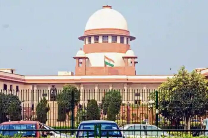Supreme Court: सुप्रीम कोर्ट की सख्ती; आदेश न मानने पर डिप्टी कलेक्टर टाटा मोहन राव बने तहसीलदार, 1 लाख का जुर्माना