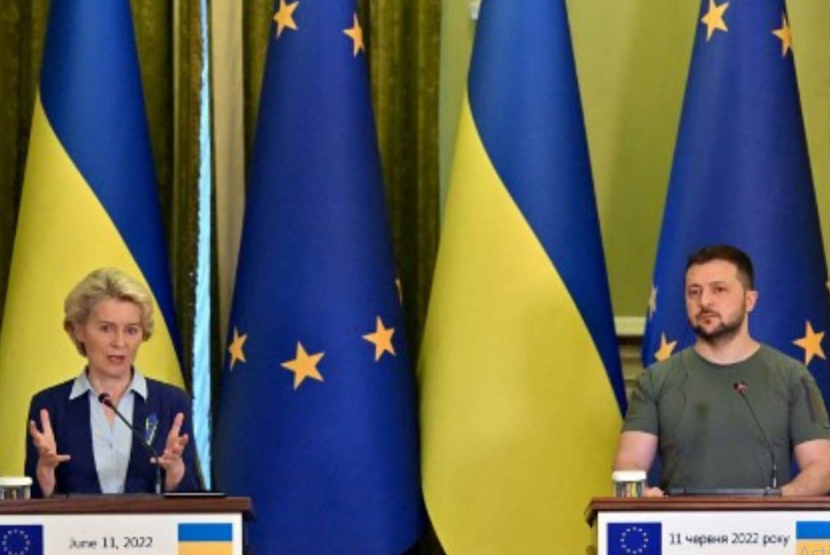 यूरोपीय संघ ने यूक्रेन को दिया उम्मीदवार का दर्जा, चार्ल्स मिशेल ने जेलेंस्की को दी बधाई