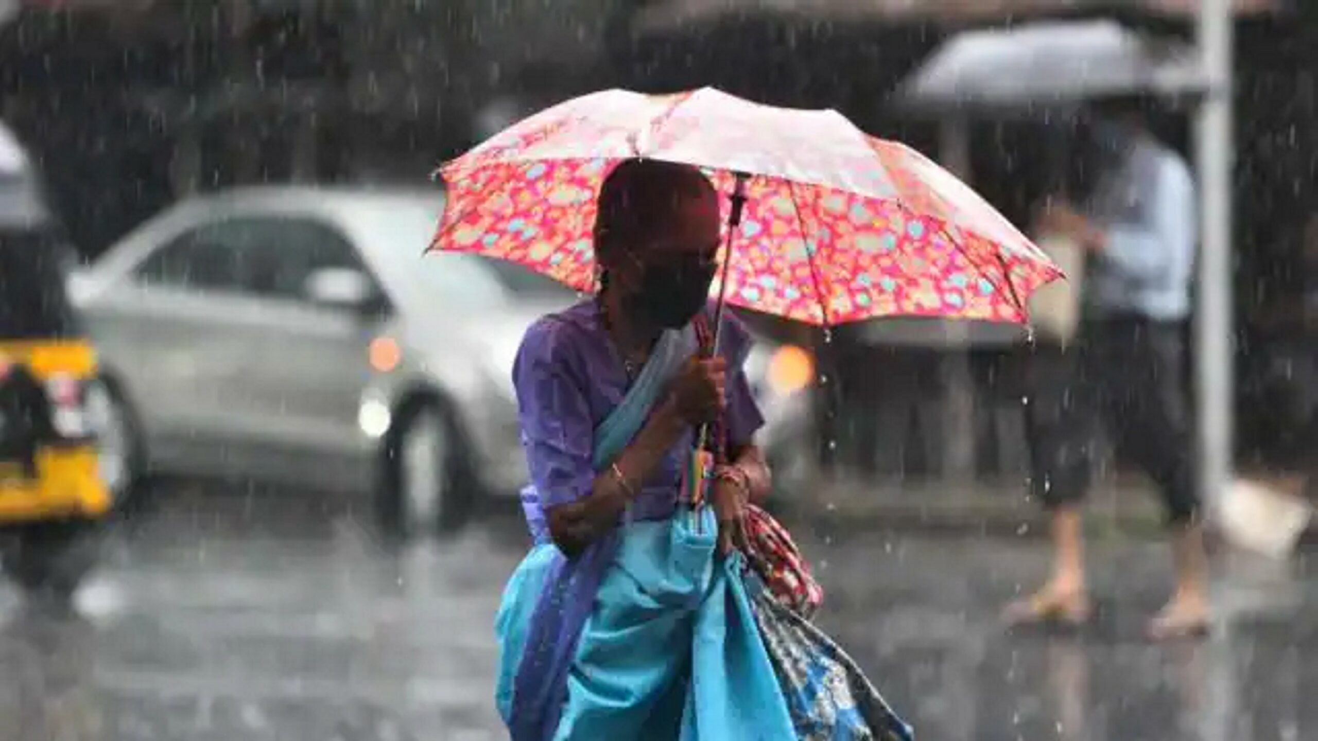सावन आने से पहले कई जगह बारिश होने के आसार, दिल्ली में 27 डिग्री तापमान