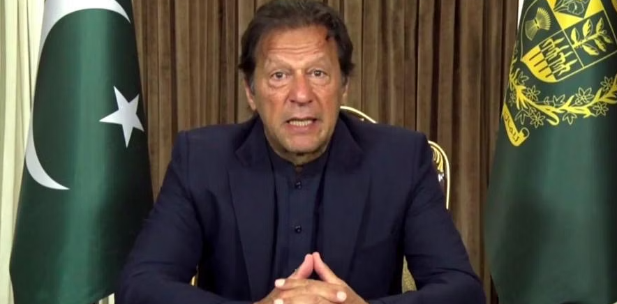 पाकिस्तान के चुनाव आयोग ने ‘तोशखाना’ विवाद के सिलसिले में पूर्व पीएम इमरान खान को किया तलब